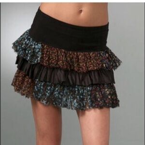 Free People Skirt Mini Ruffled Flower Fabric 90’s look Small Petite